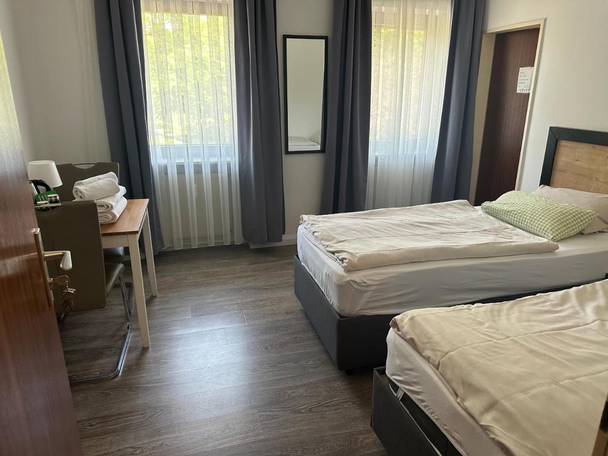 Hotel Rennekamp Oyten Esterno foto