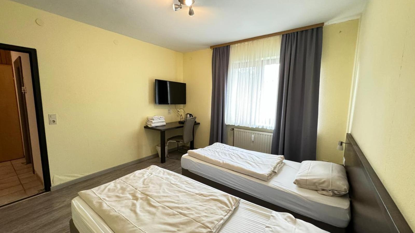 Hotel Rennekamp Oyten Esterno foto